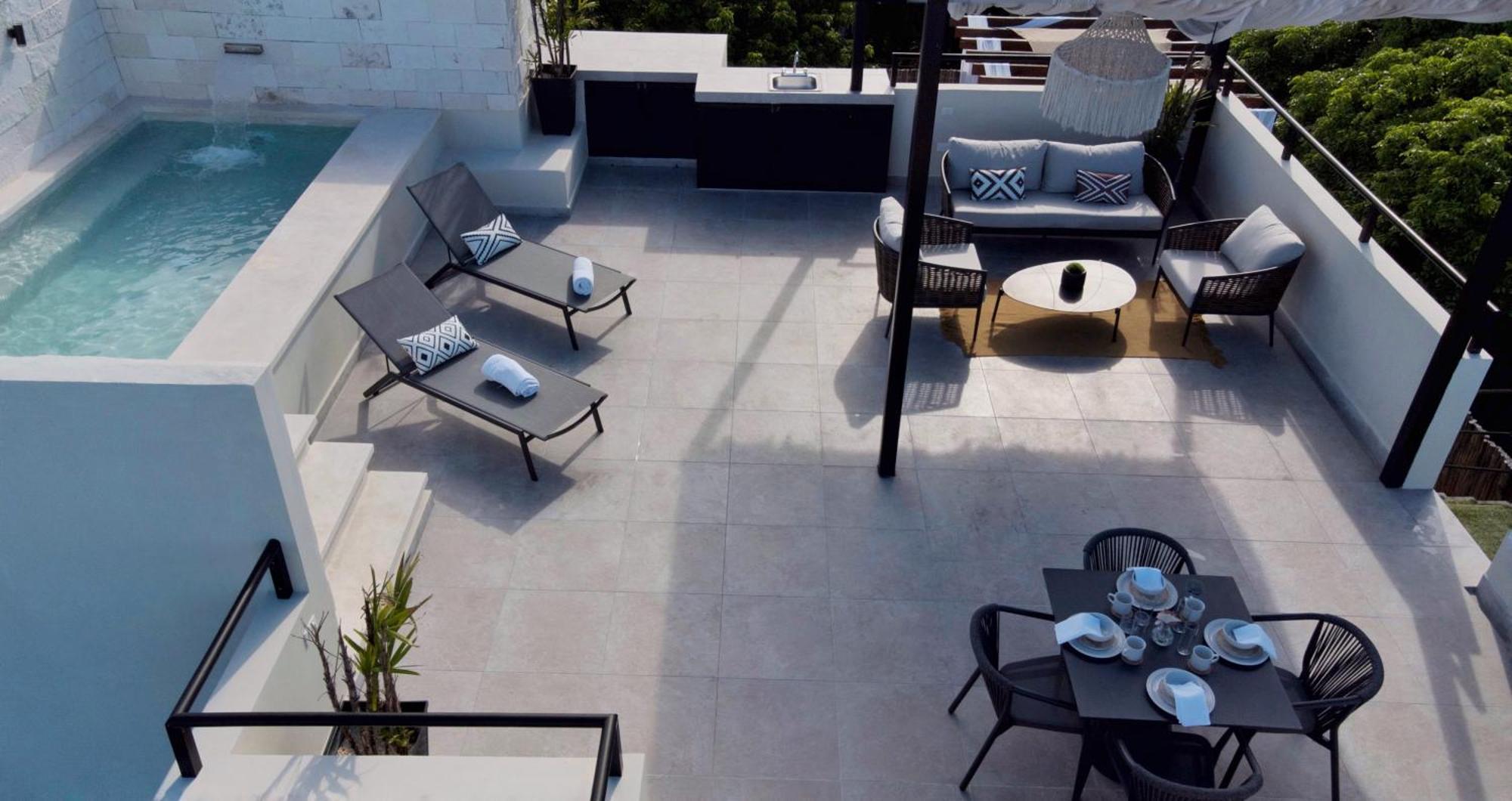 Peaceful W Ocean View Rooftop In Punta Sur